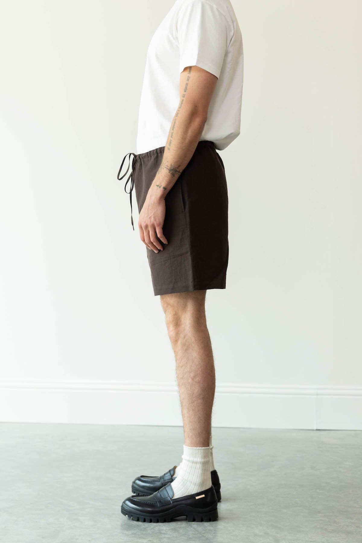 Auralee - High Density Finx Linen Weather Easy Shorts - Brown - Canoe Club