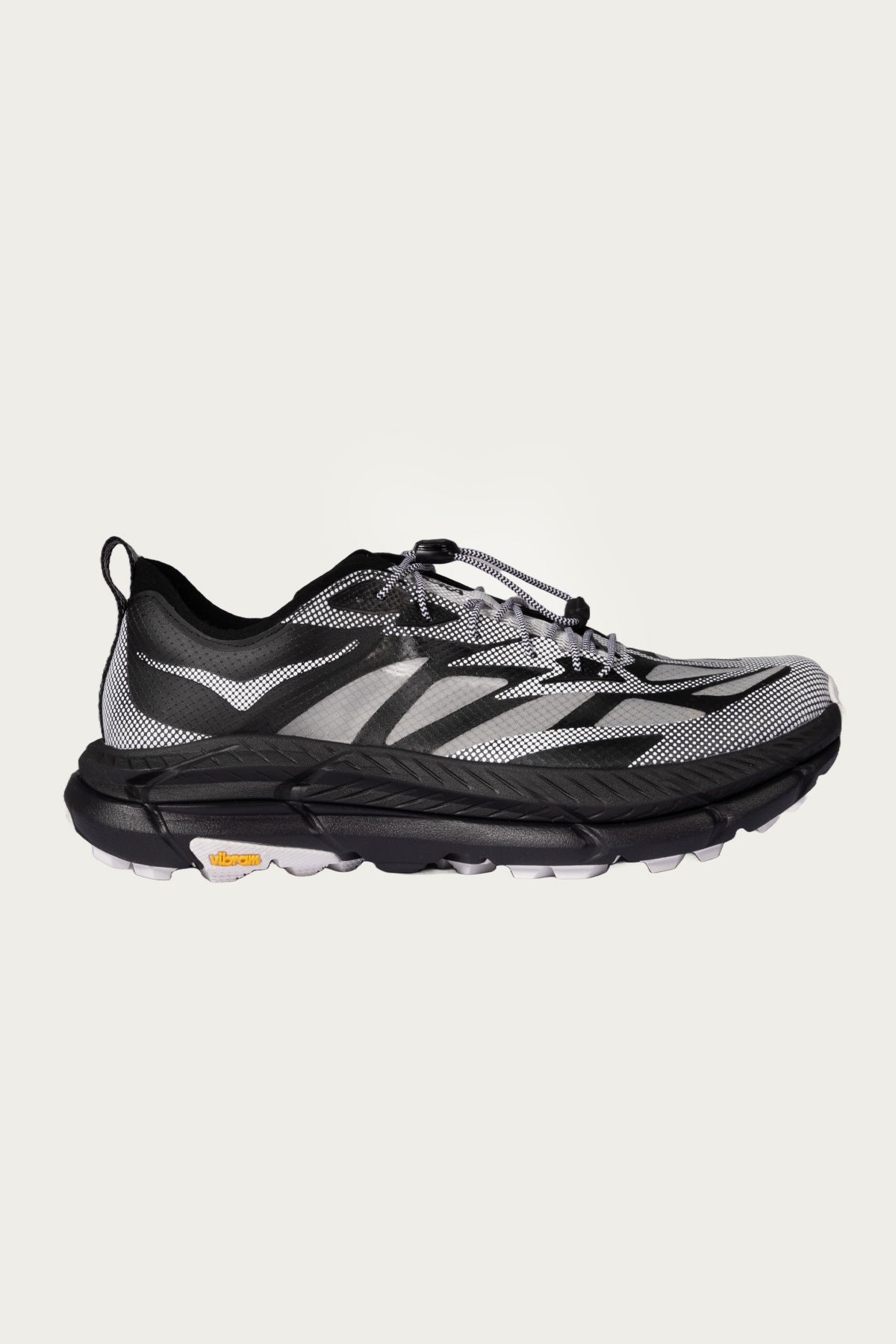 HOKA - U Mafate Speed 4 Lite TS - Black/White - Canoe Club