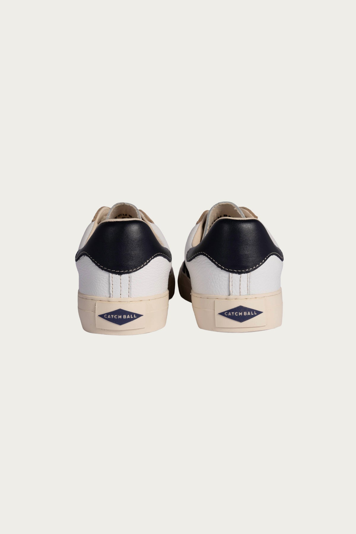 Catch Ball - FL-02 - Leather White Navy - Canoe Club