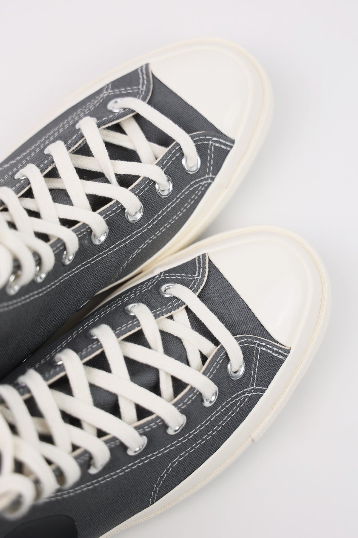 Comme des Garçons PLAY - CdG PLAY x Converse Chuck Taylor Hi - Grey - Canoe Club