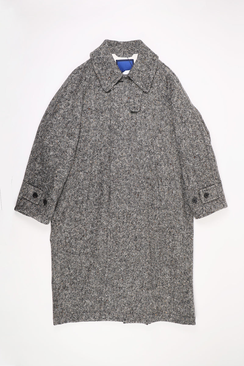 Document Donegal Tweed Inverted Pleats Balmacaan | Beige | Canoe Club