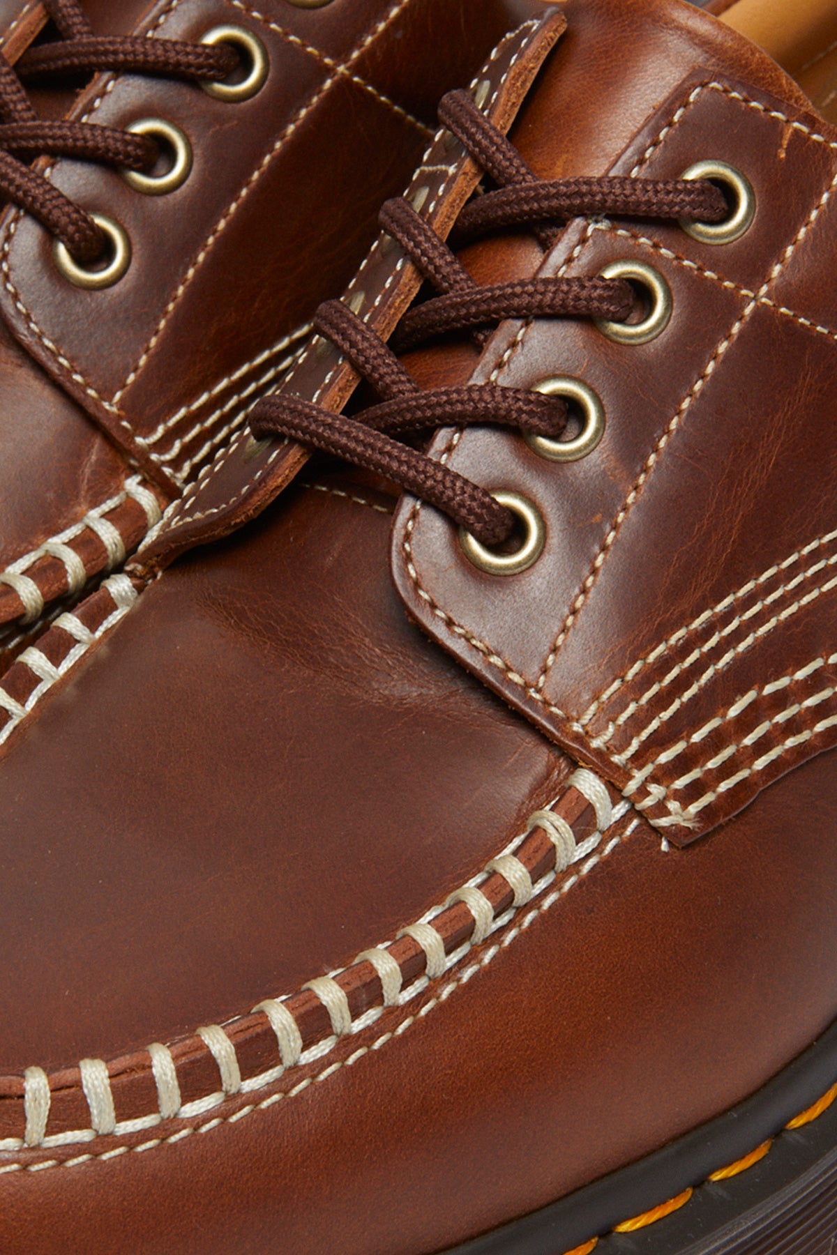 Dr. Martens - Lowell - Orleans Butterscotch - Canoe Club