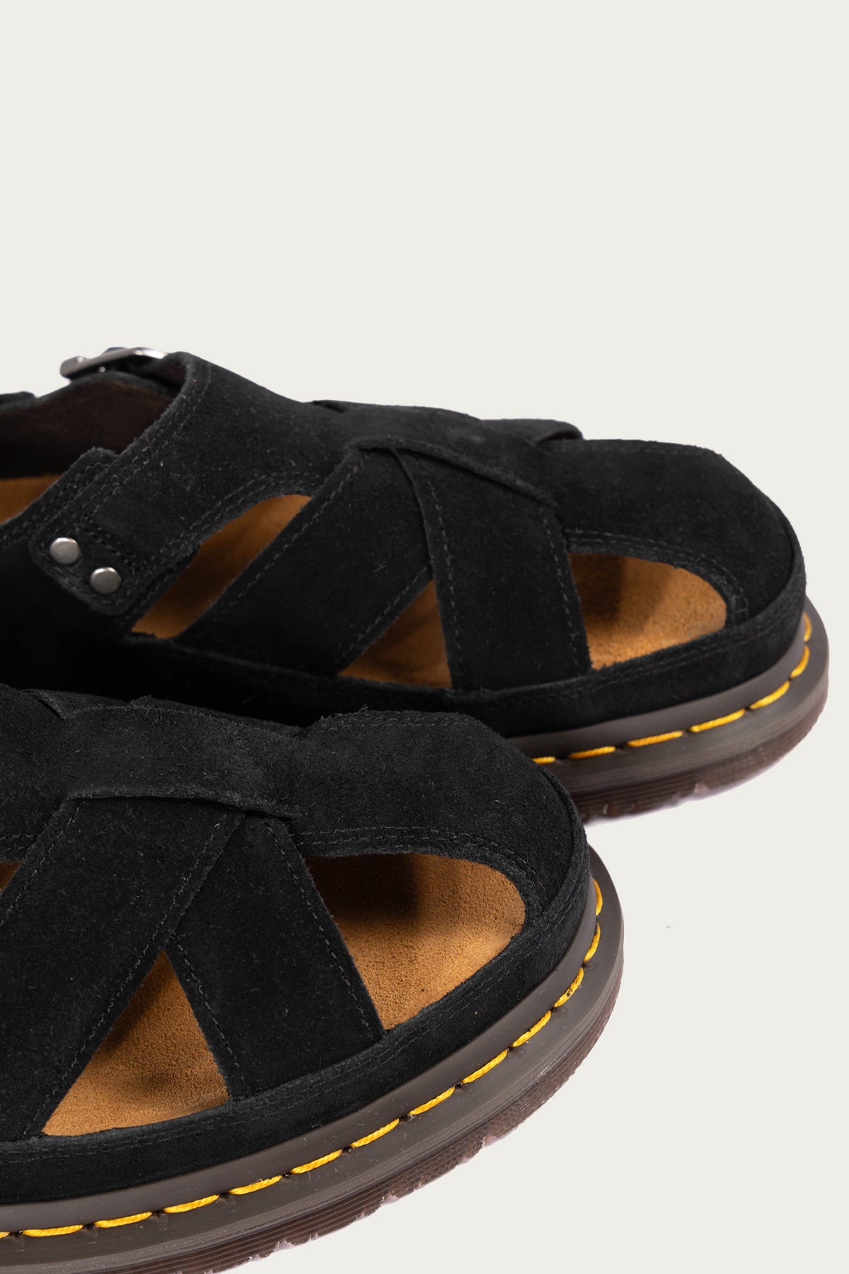 Dr. Martens - San Archive Fisherman - Plush Suede Reverse Black - Canoe Club