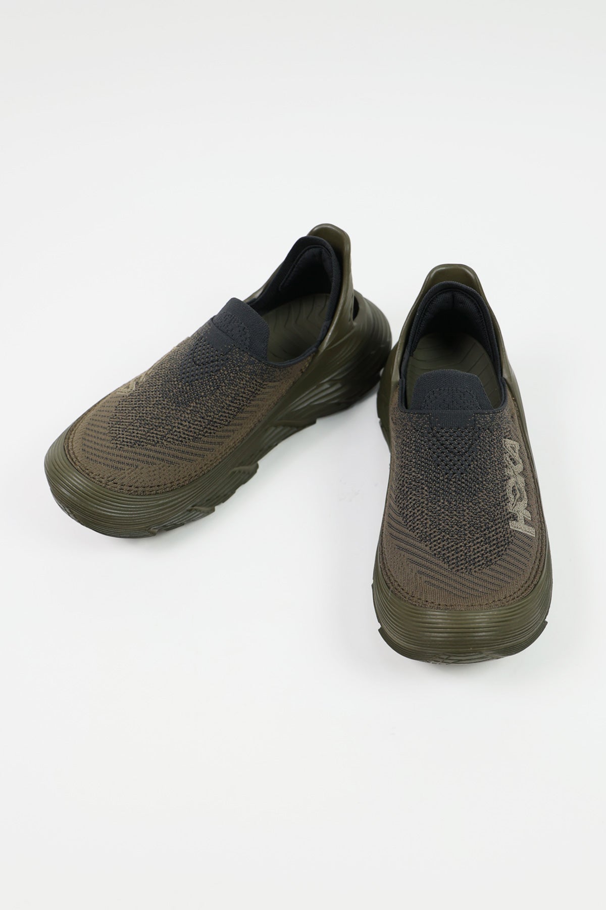 HOKA - Restore TC - Dark Olive/Black - Canoe Club