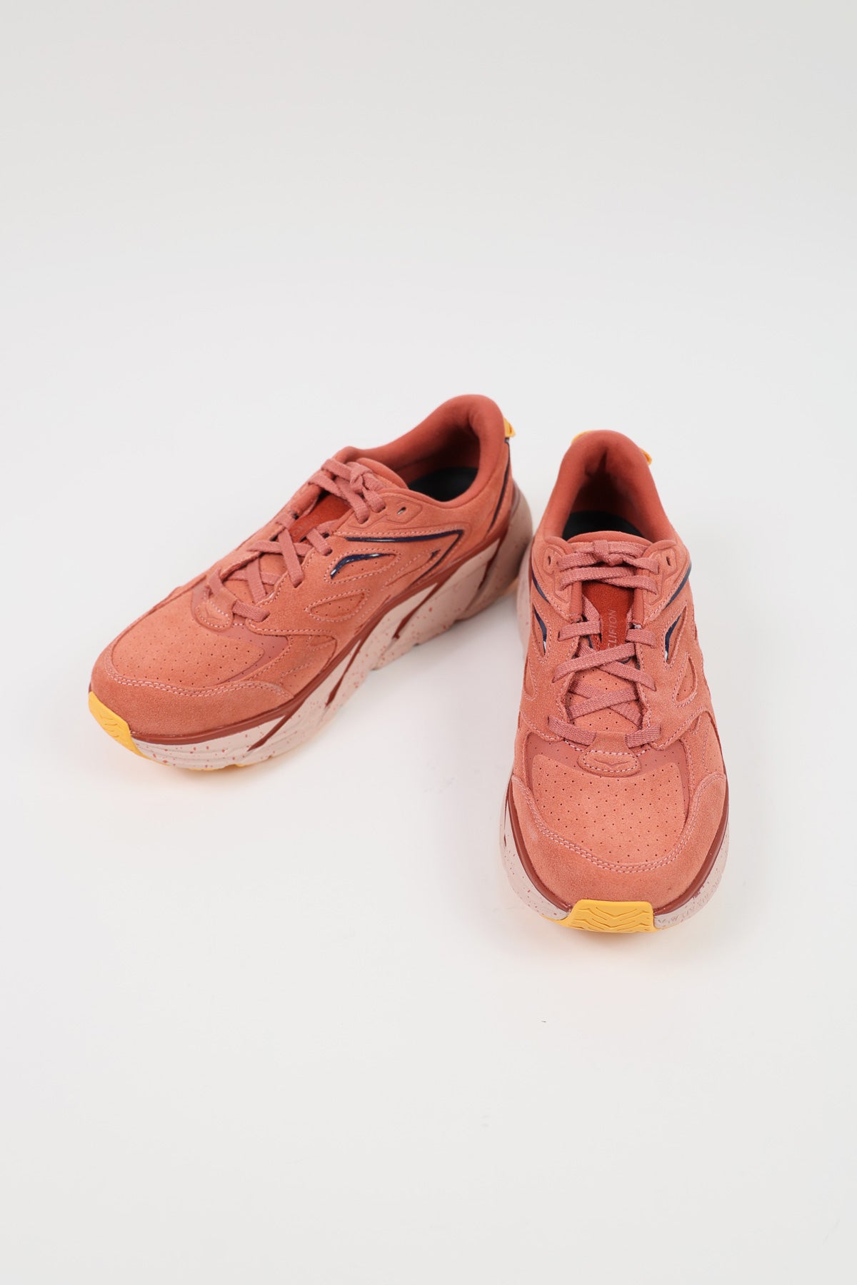 HOKA - U Clifton L Suede - Earthenware/Hot Sauce - Canoe Club