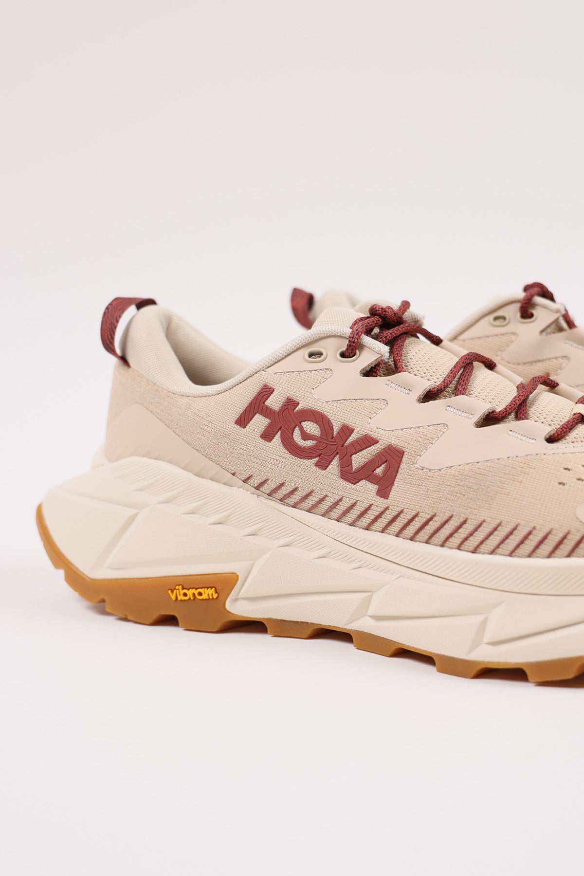 HOKA - U Skyline X - Shifting Sands/Eggnog - Canoe Club