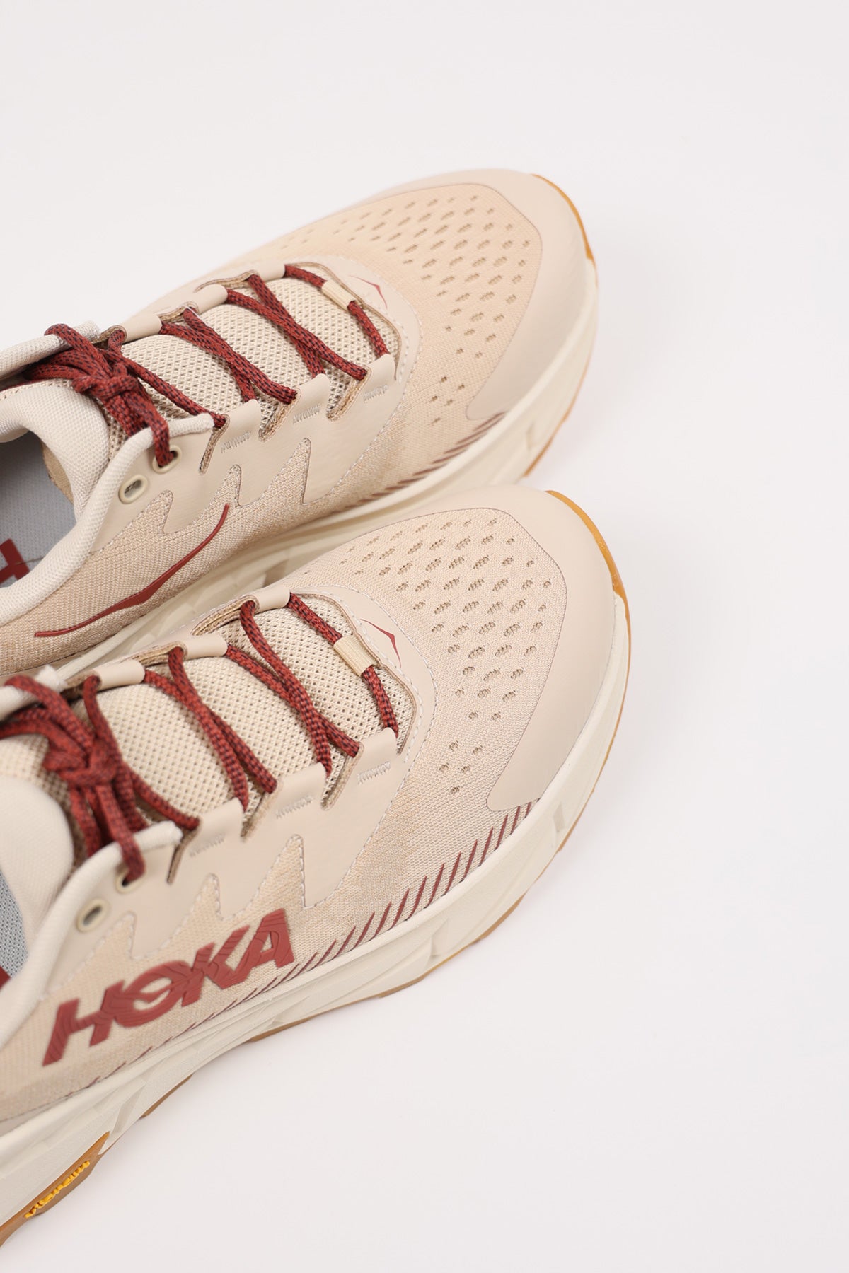 HOKA - U Skyline X - Shifting Sands/Eggnog - Canoe Club