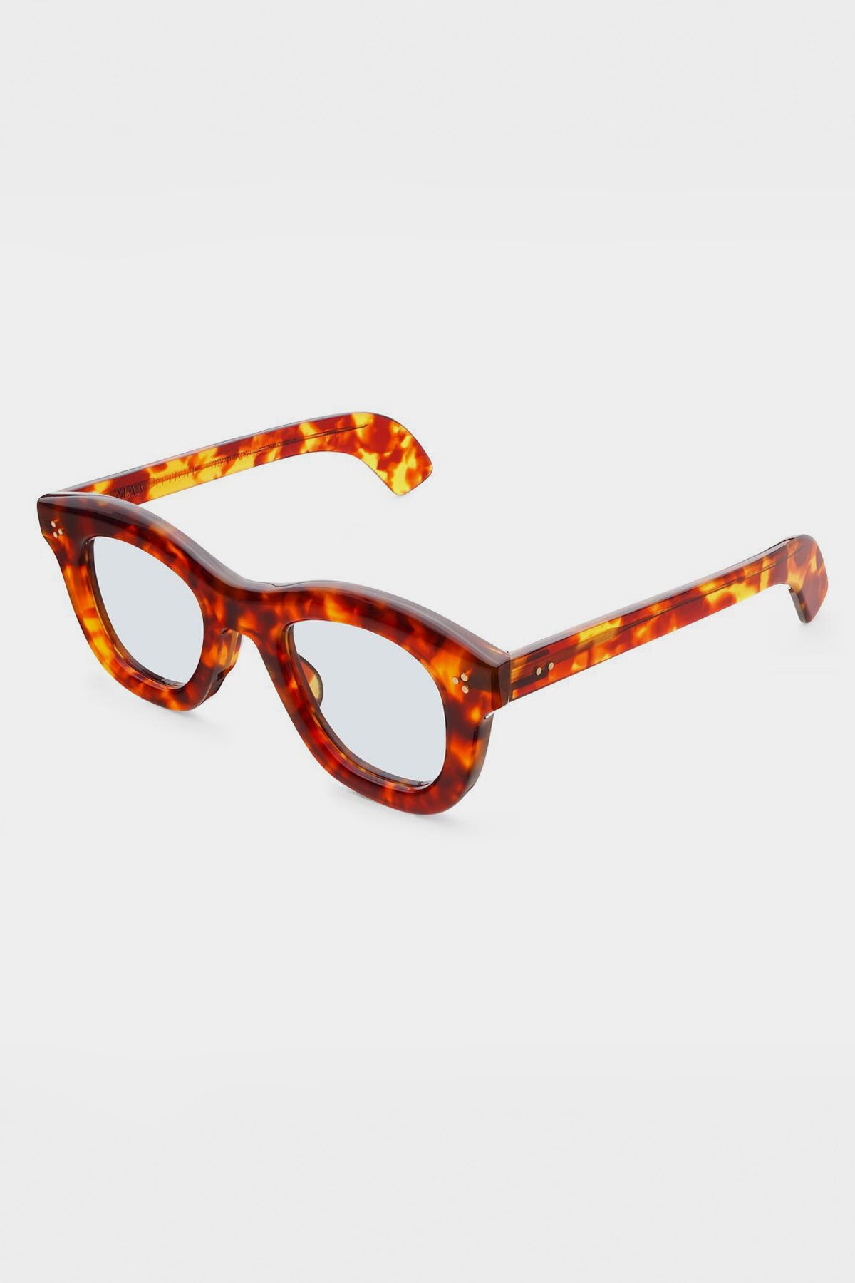 Max Pittion - V Wellington - Blonde Tortoise Sun - Canoe Club