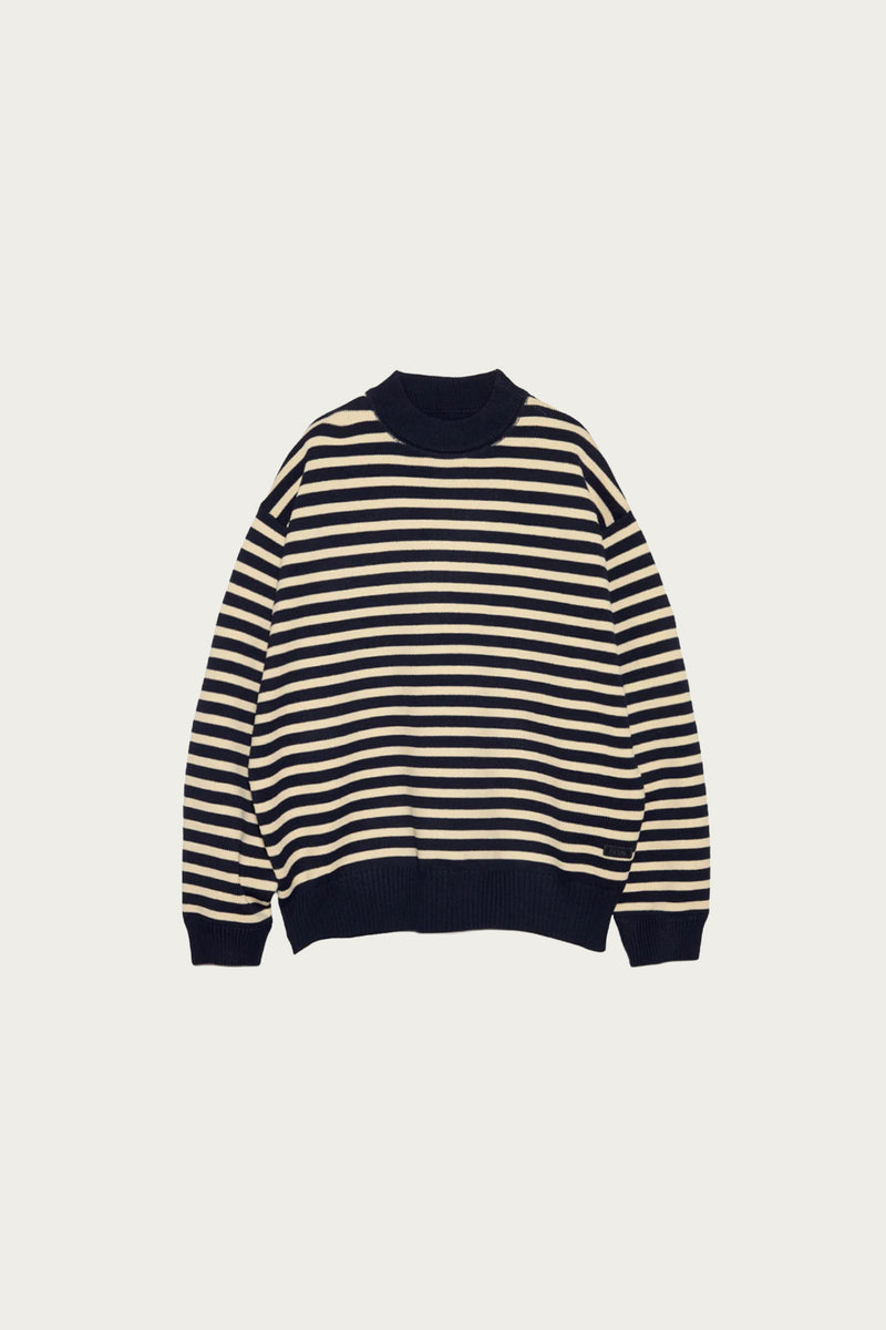 nanamica-mock-neck-stripe-