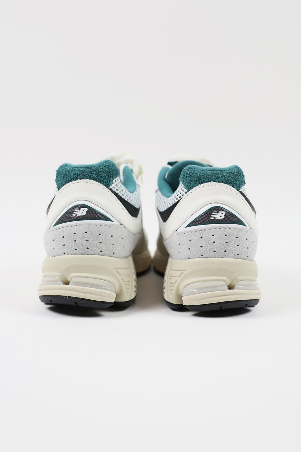 New Balance - 2002R - White/Green - Canoe Club