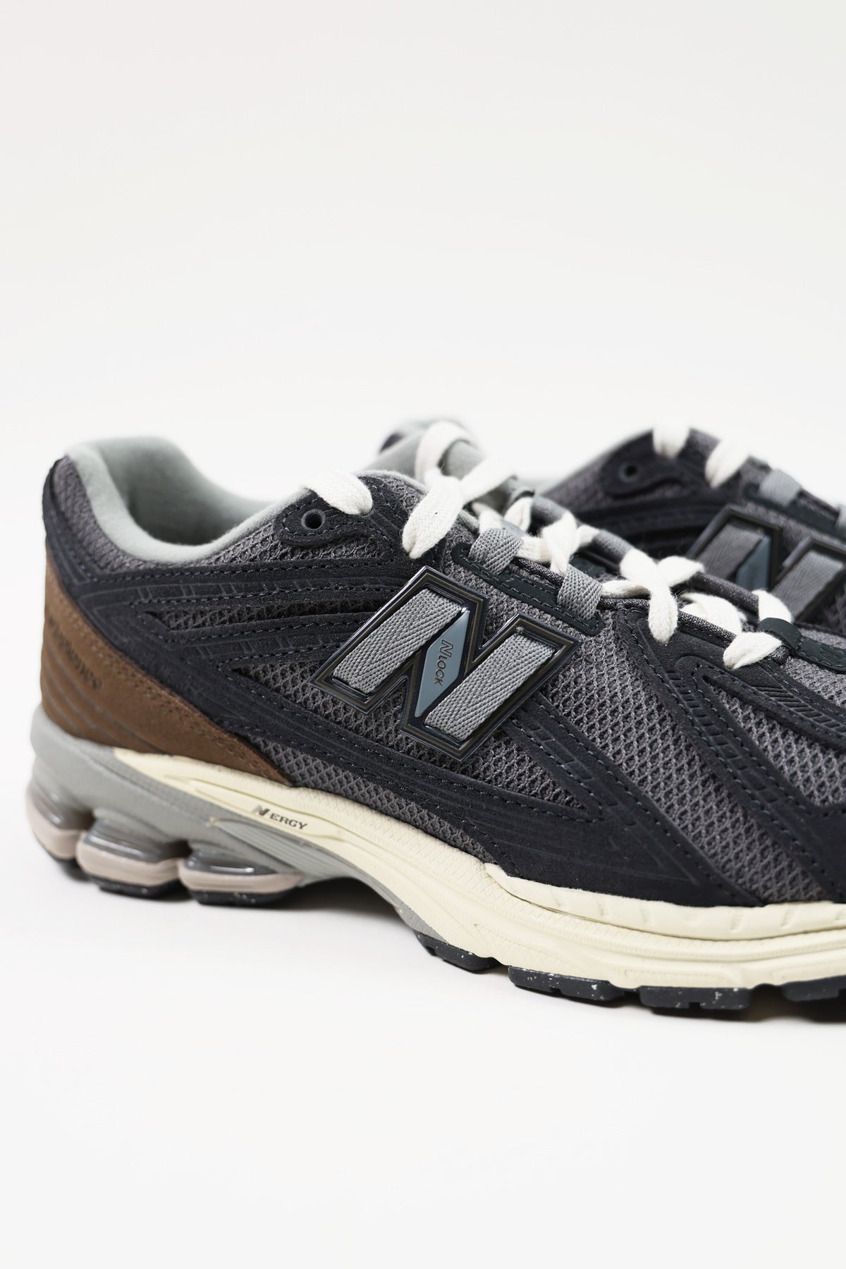 New Balance - 1906F - Black/Brown - Canoe Club