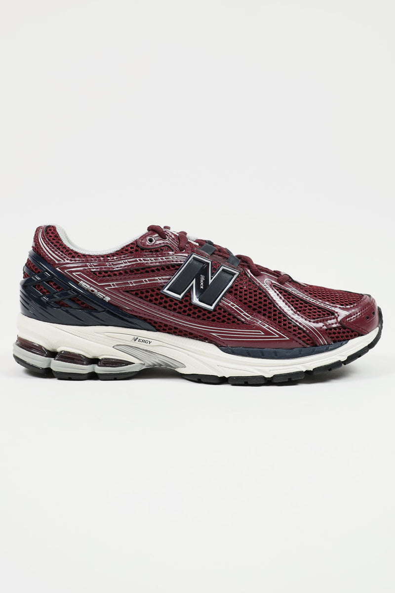 Burgundy and black new balance Clearance
