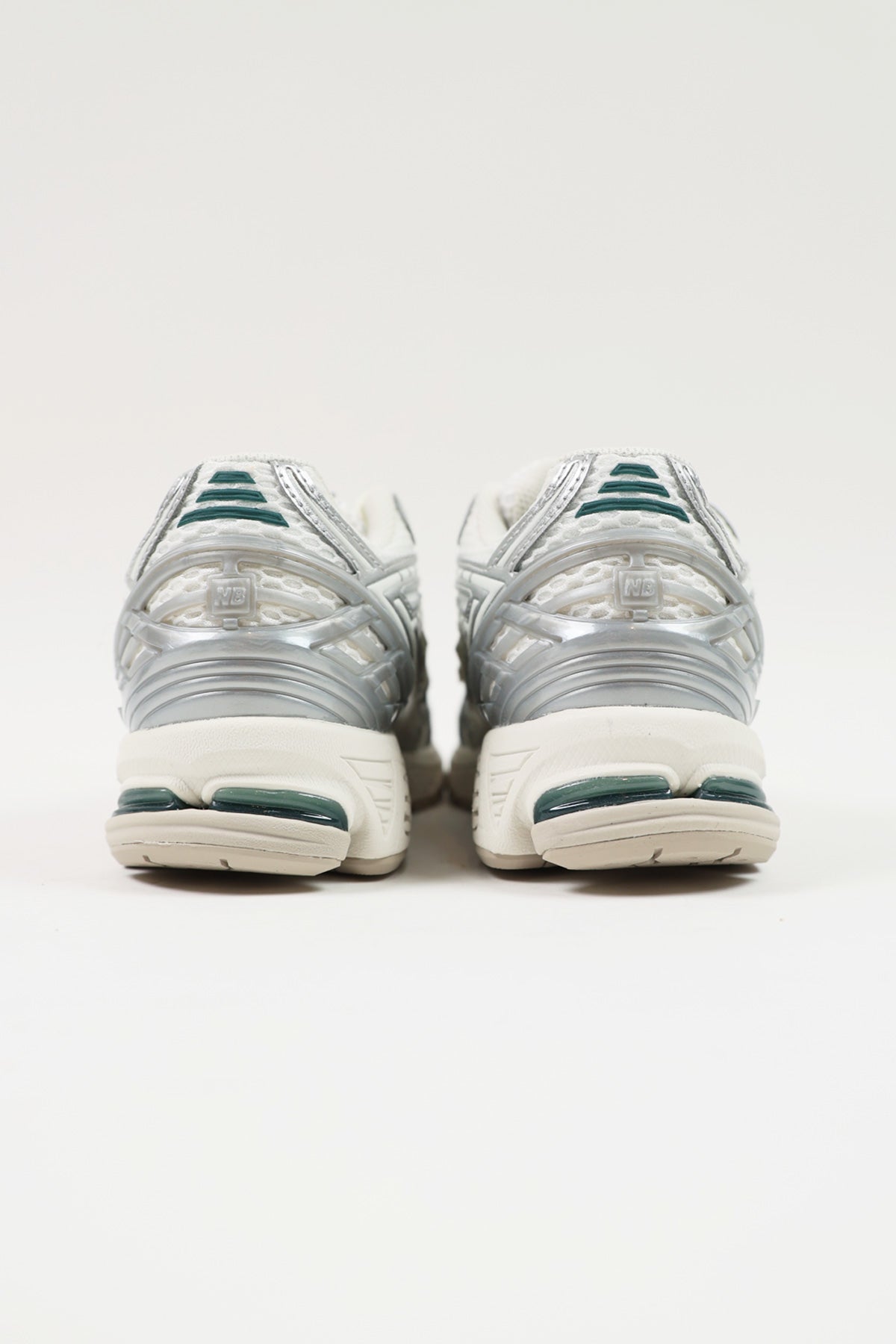 New Balance - 1906R - Grey/White - Canoe Club