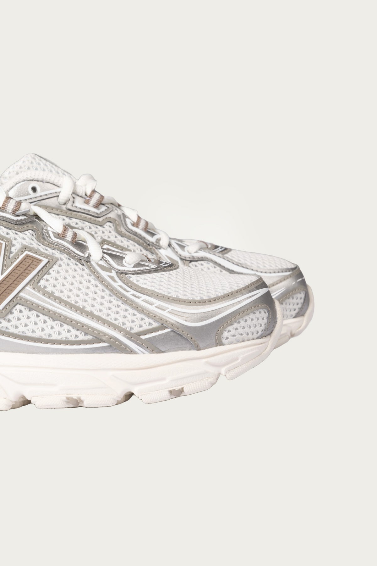 New Balance - 740 - Sea Salt/Mushroom - Canoe Club