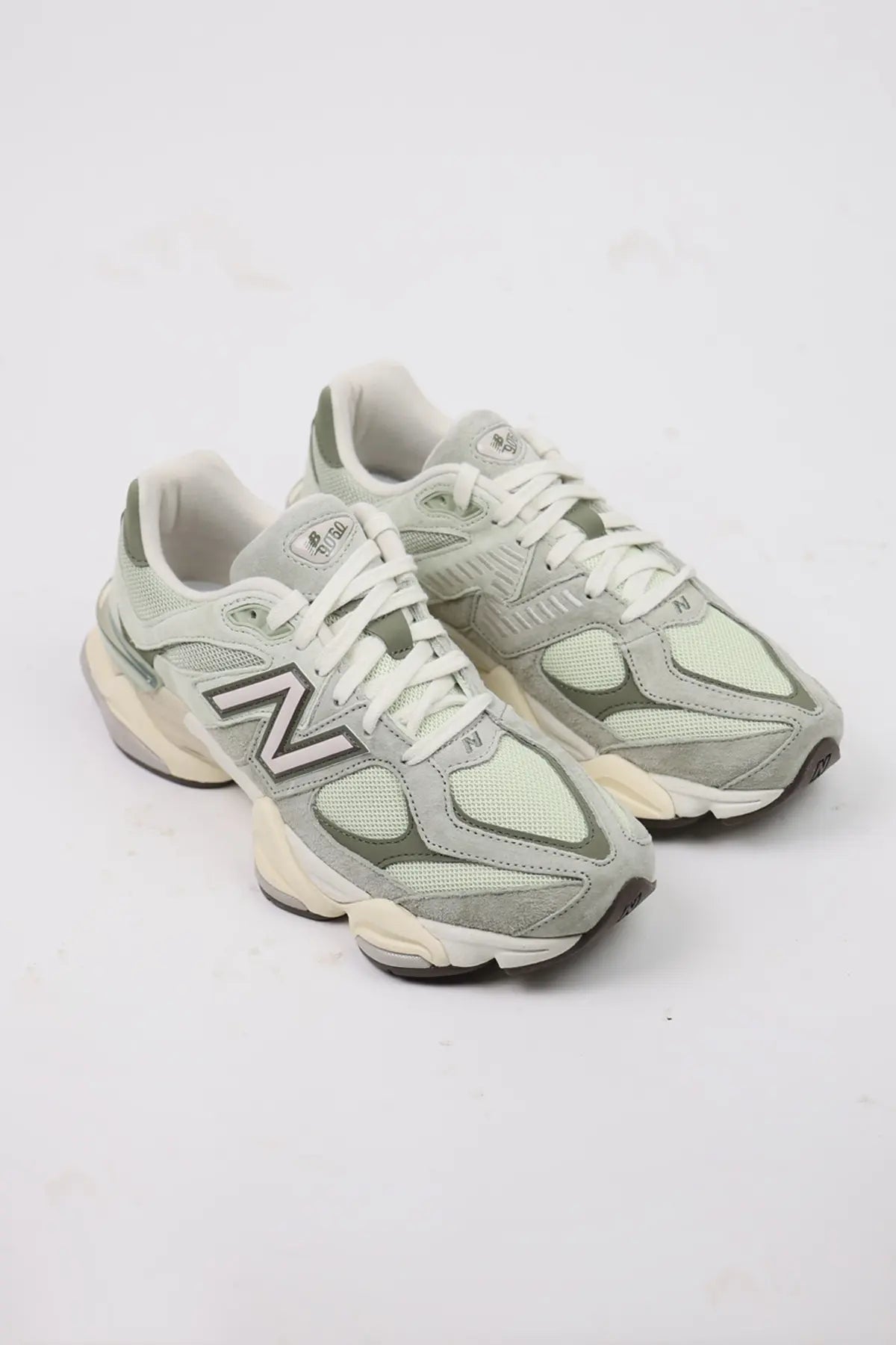 New Balance - 9060 - Green/Green - Canoe Club