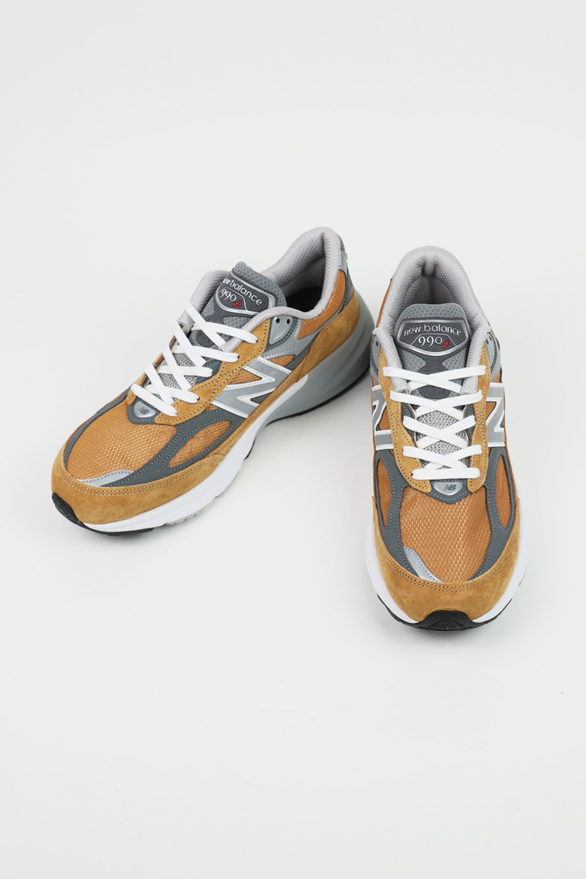 New Balance - 990v6 - Wheat/Silver - Canoe Club