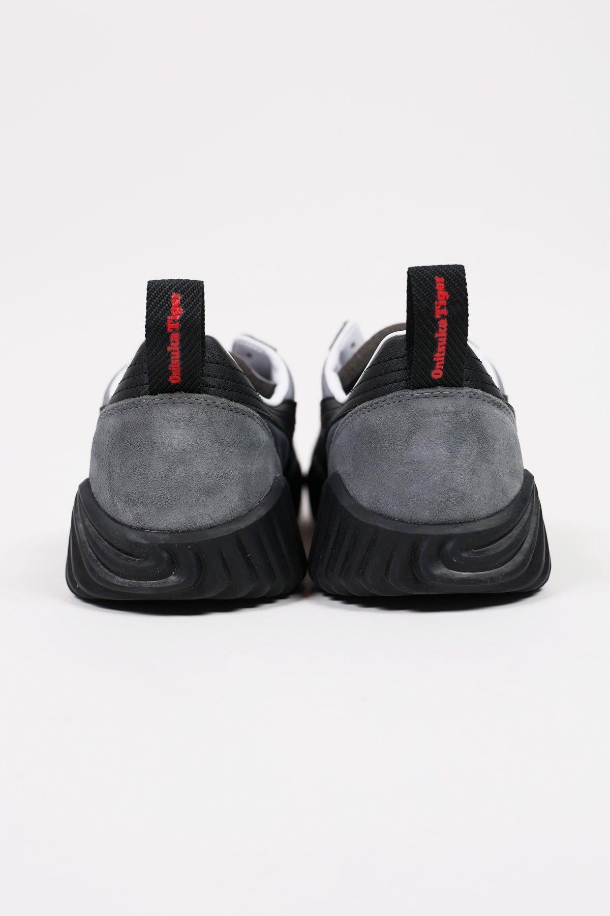 Onitsuka Tiger - Acromount - Sheetrock/Black - Canoe Club
