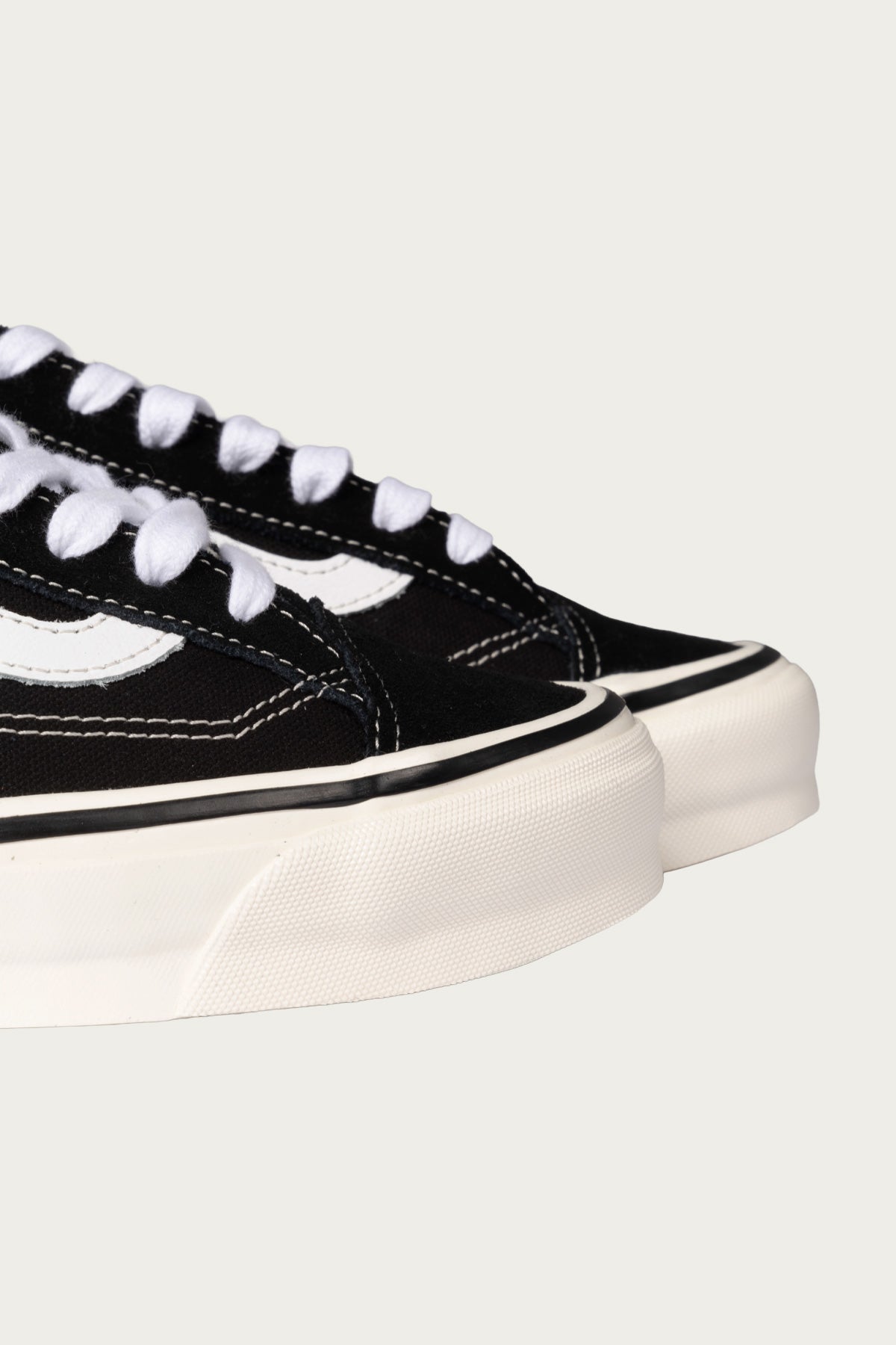 Vans - LX Old Skool 36 - Black/Marshmallow - Canoe Club