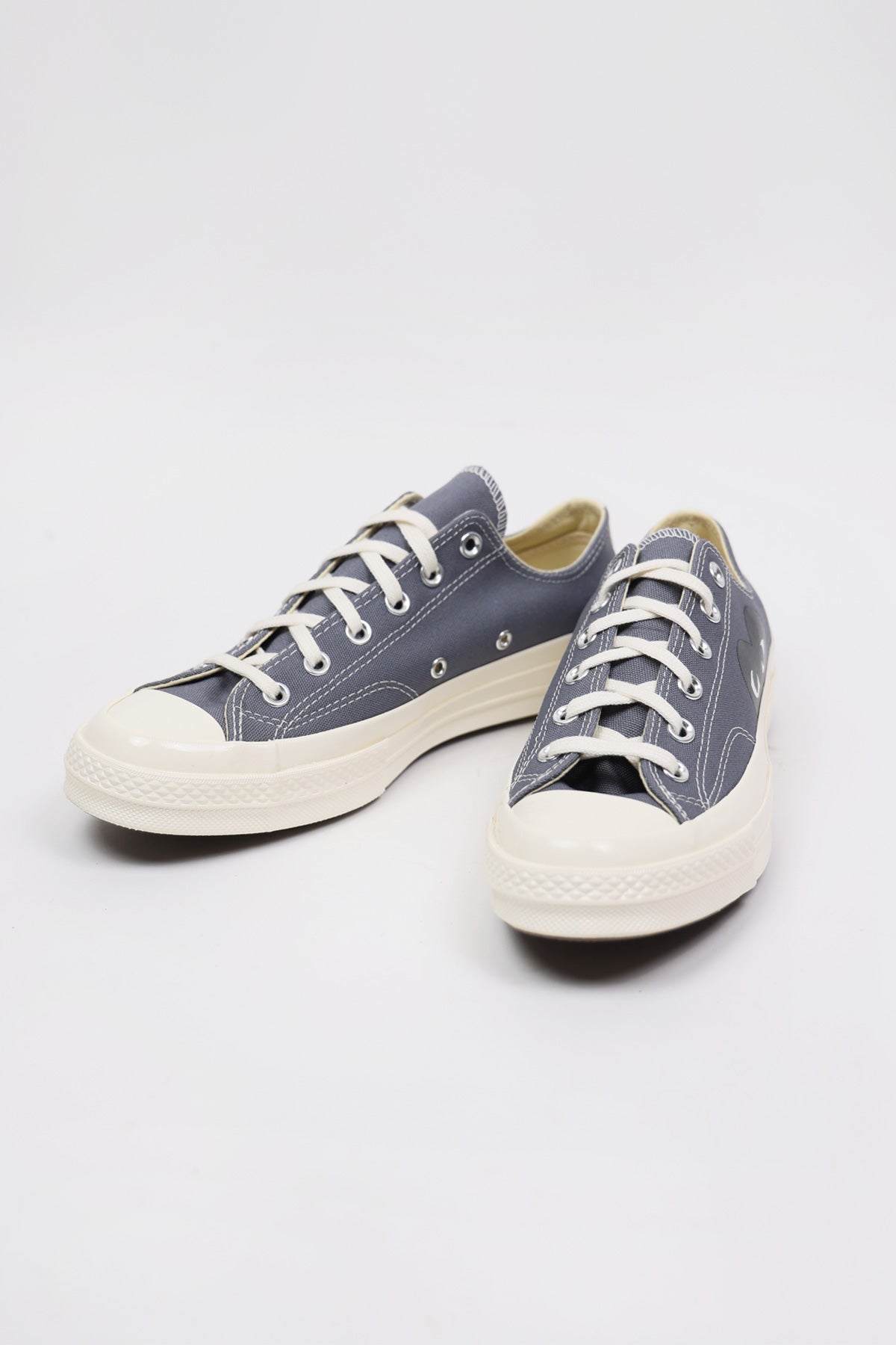 Comme des Garçons PLAY - CdG PLAY x Converse Chuck Taylor Lo - Gray - Canoe Club
