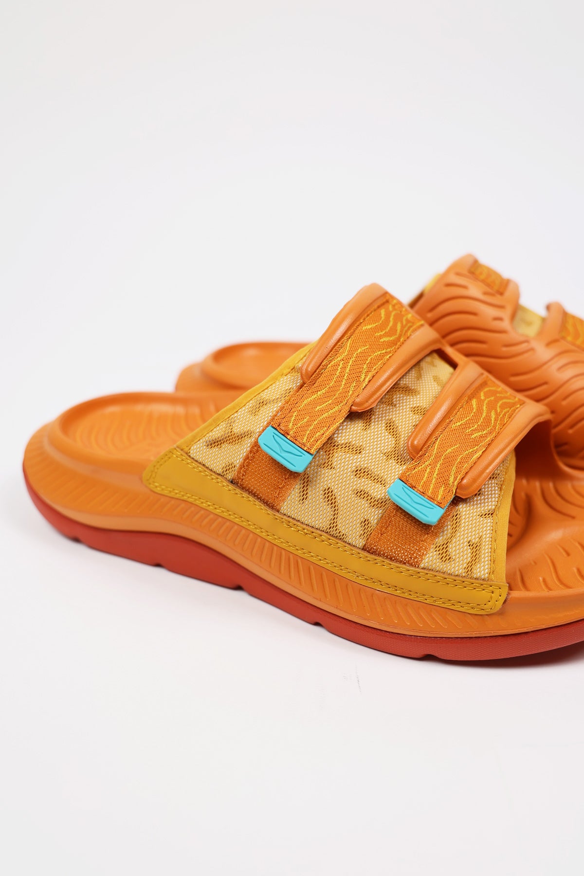 HOKA - Ora Luxe - Golden Yellow/Desert Sun - Canoe Club