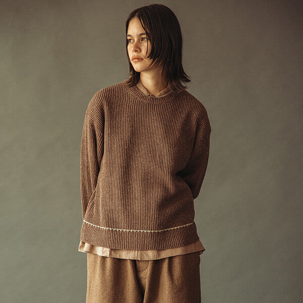 woman wearing Aviva Jifei Xue