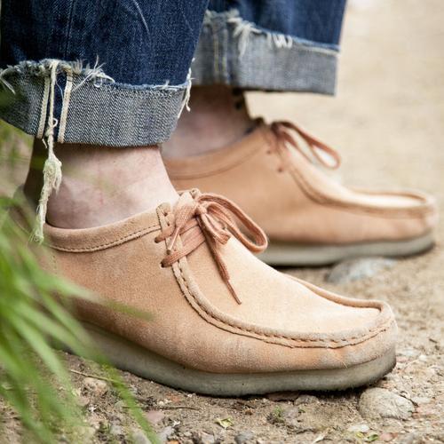 clarks wallabees feature