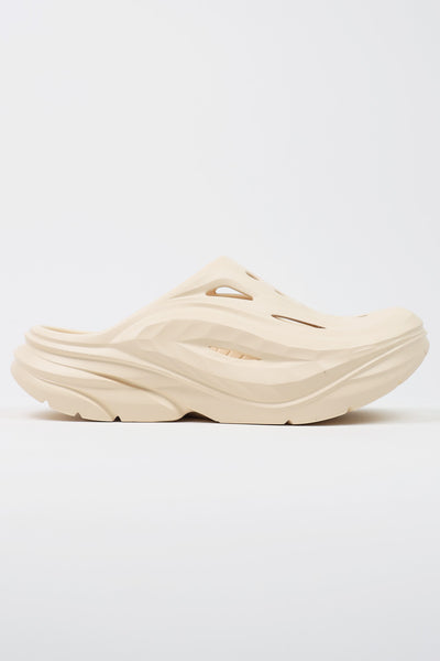 Hoka One One Recovery Mule | Vanilla/Vanilla | Canoe Club