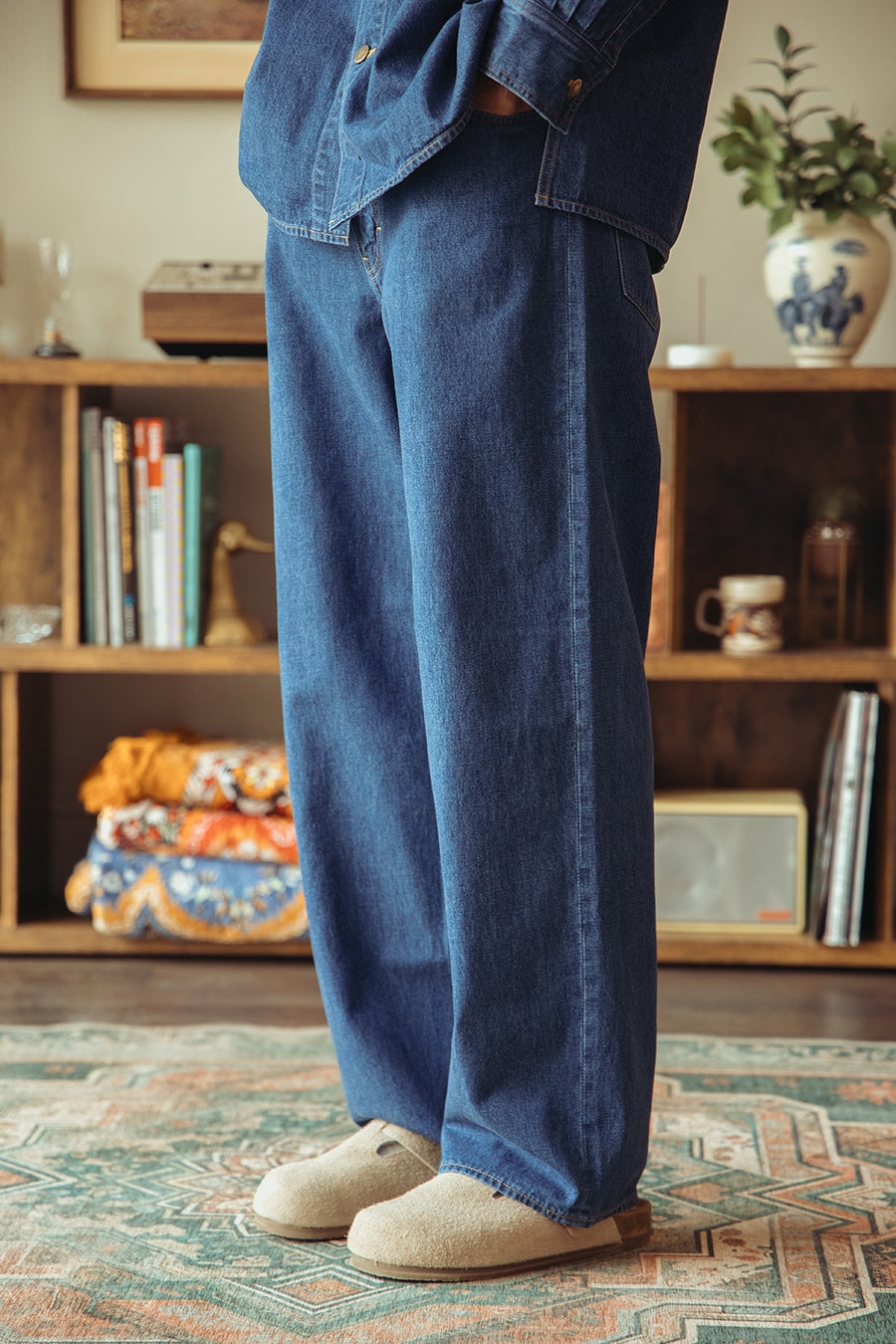 Auralee Selvedge Light oz. Denim Belted Pants | Medium Washed