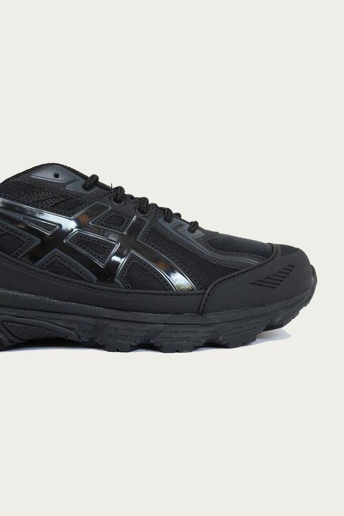 ASICS - Gel-Venture 6 Shield - Black/Black - Canoe Club