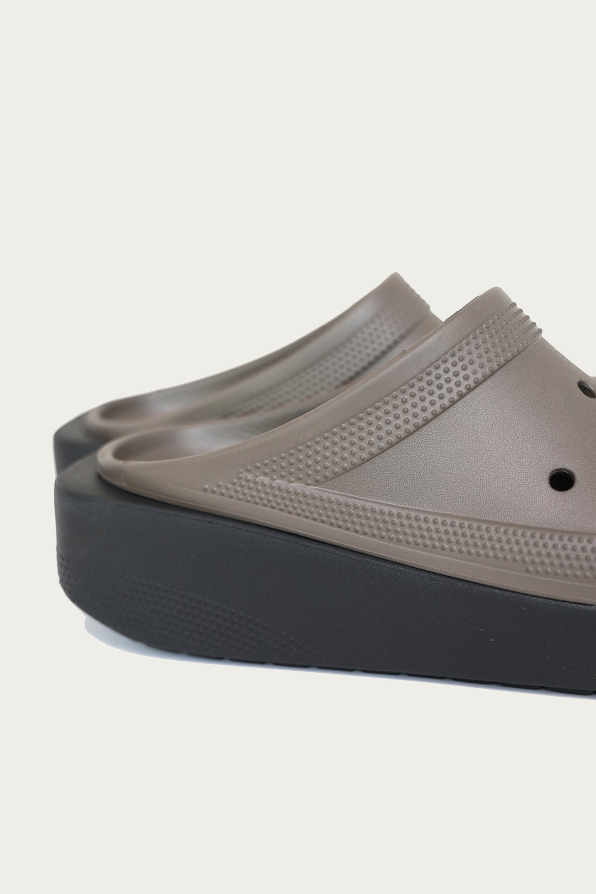 Crocs - Blunt Toe Blocked - Pewter - Canoe Club