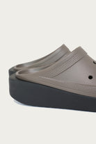 Crocs - Blunt Toe Blocked - Pewter - Canoe Club