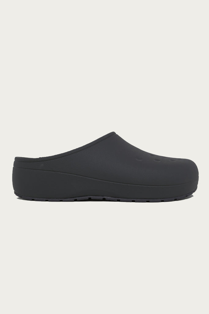 Crocs - Classic Quiet Clog - Black Sand - Canoe Club