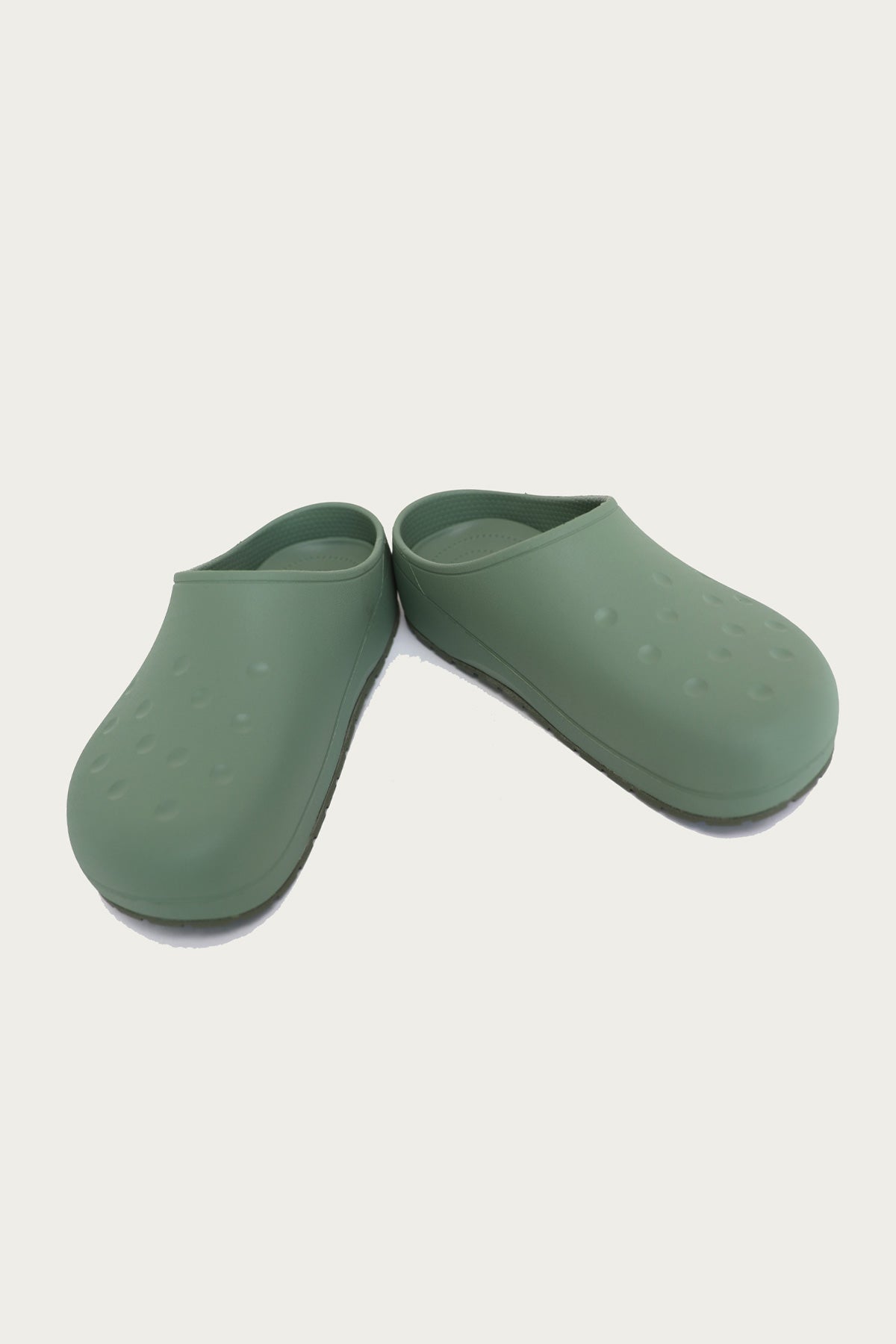 Crocs - Classic Quiet Clog - Moss - Canoe Club
