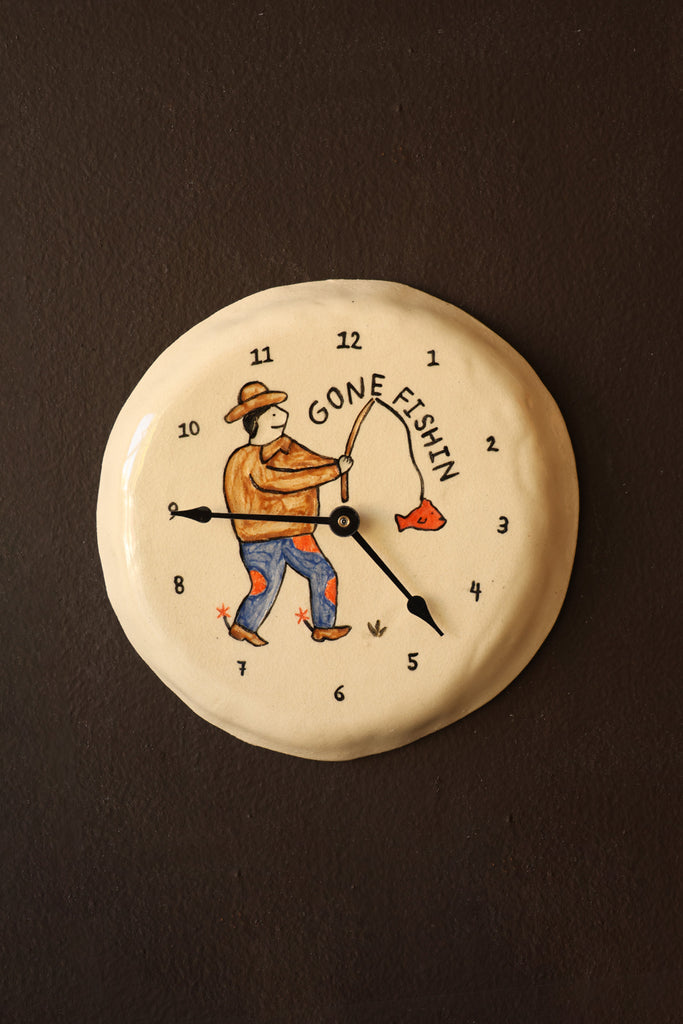 Danny D's Mud Shop Gone Fishin Clock | Canoe Club