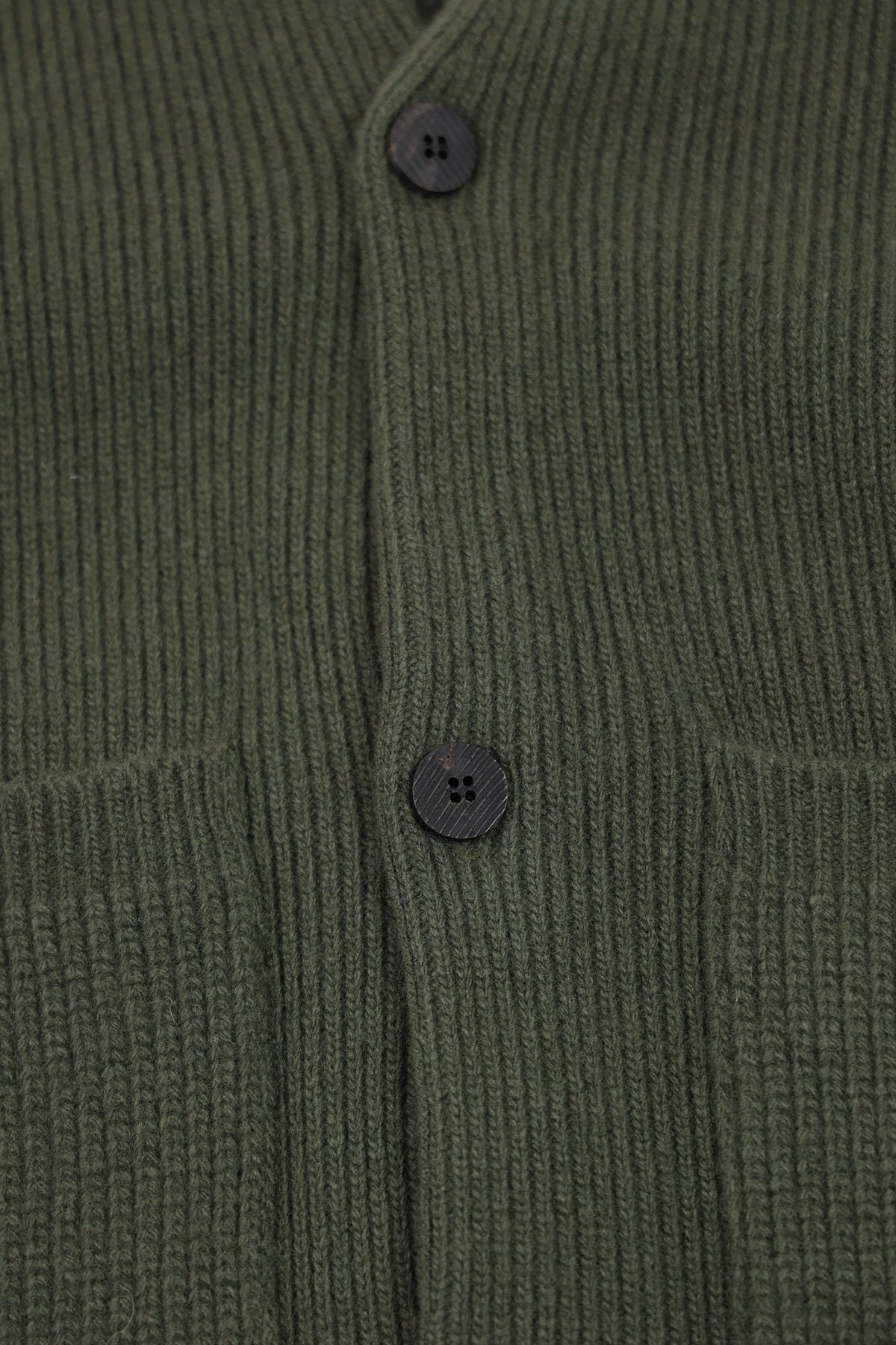 Document - Cashmere Blend V-Cardigan - Soldier - Canoe Club