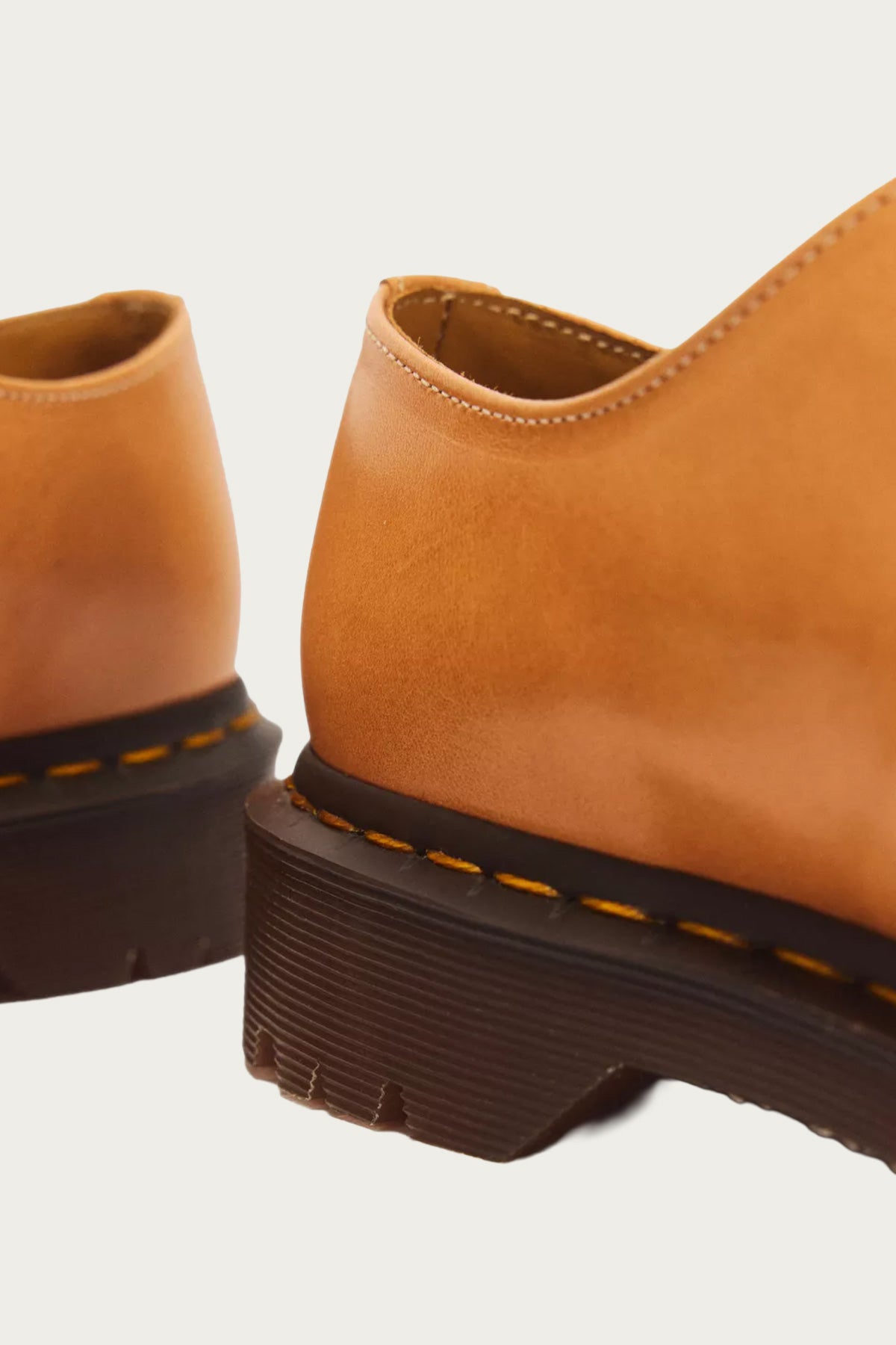 Dr. Martens - 1461 - Veg Tan - Canoe Club