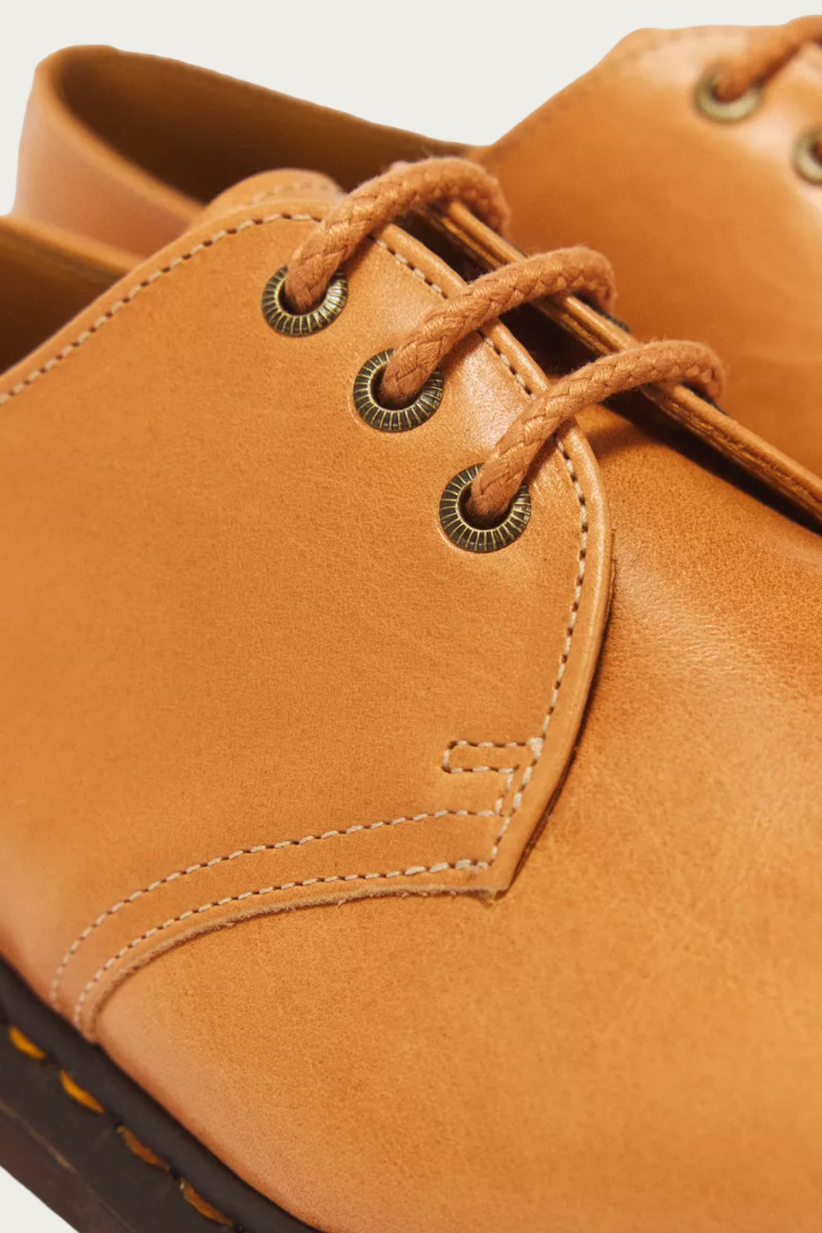 Dr. Martens - 1461 - Veg Tan - Canoe Club