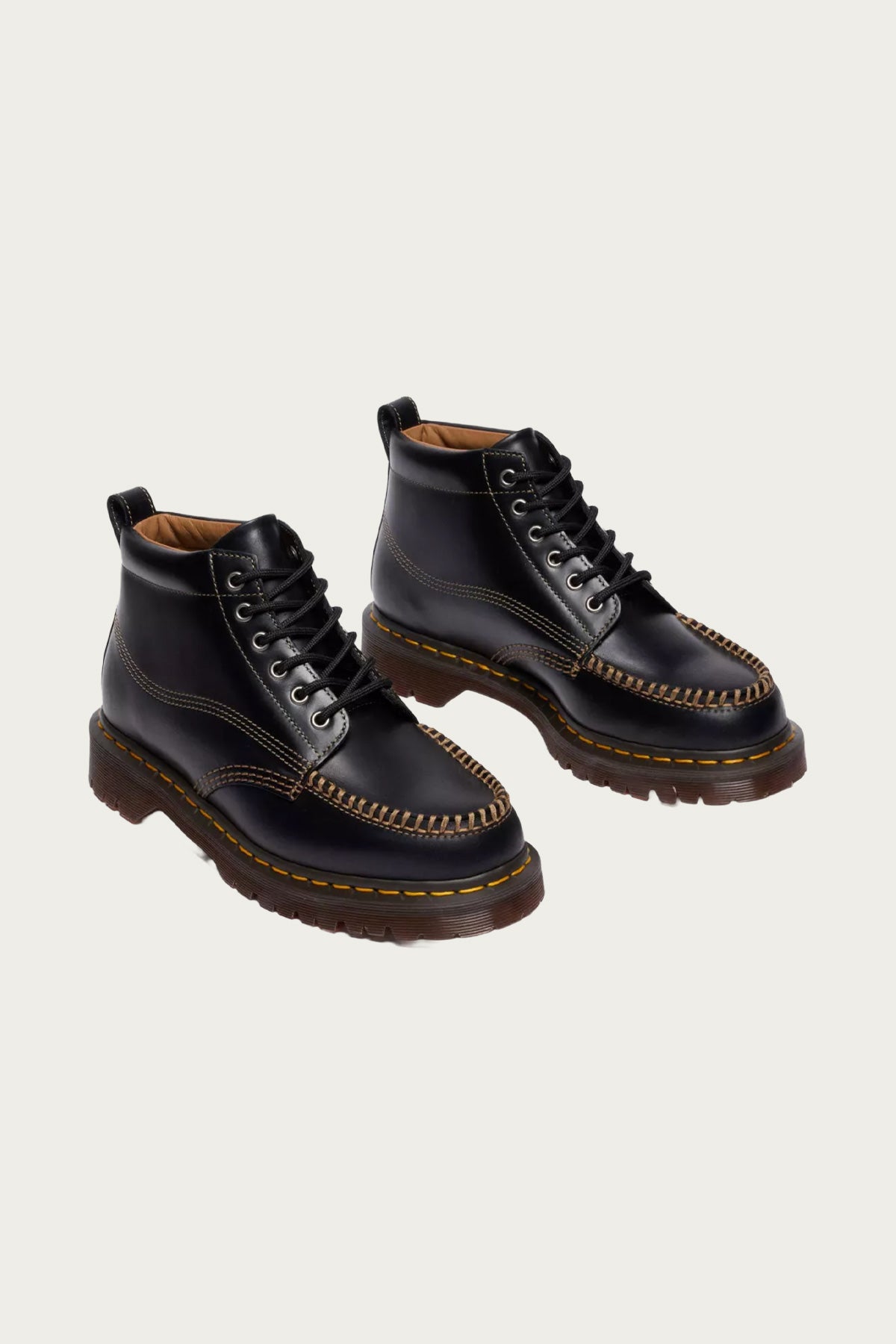 Dr. Martens - Lowell Chukka - Black - Canoe Club