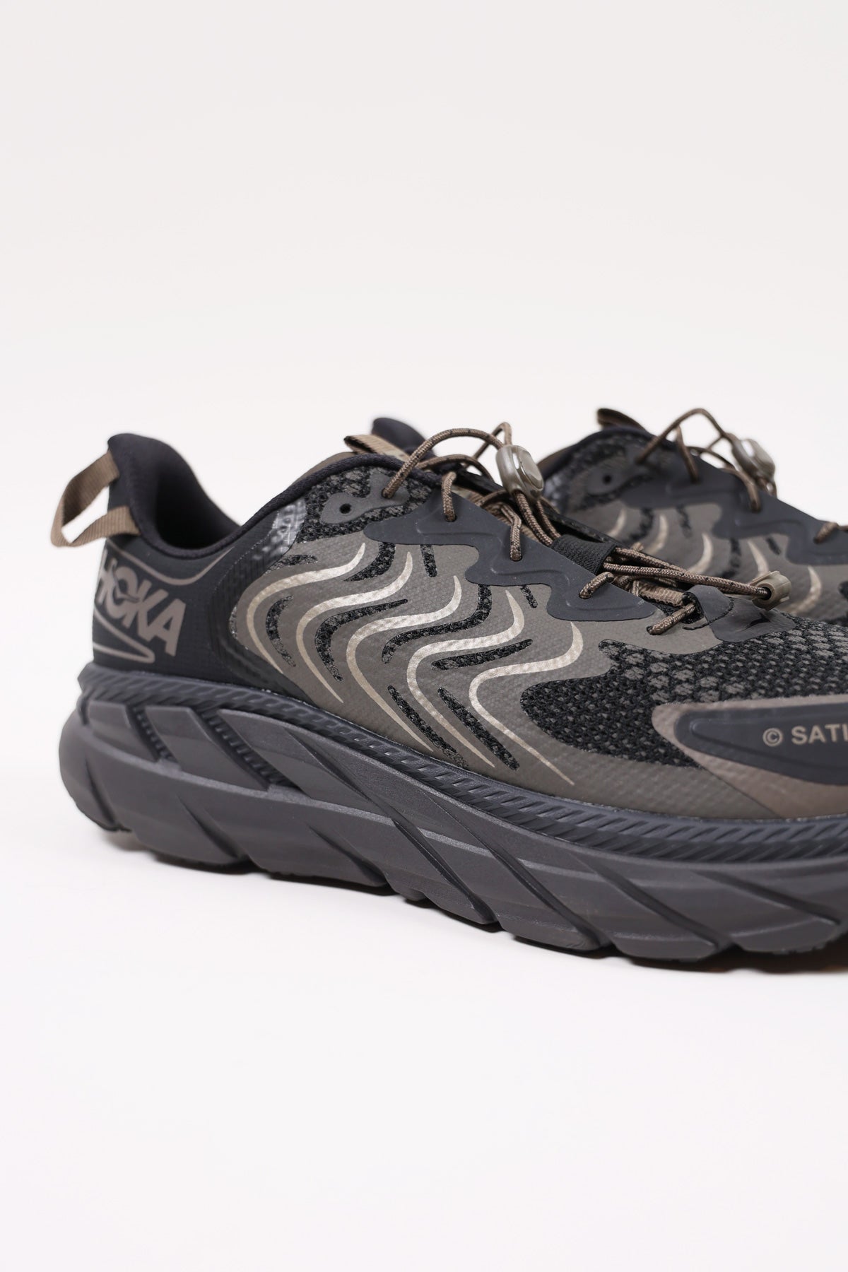Hoka One One Clifton LS x Satisfy Running | Forged Iron/Black