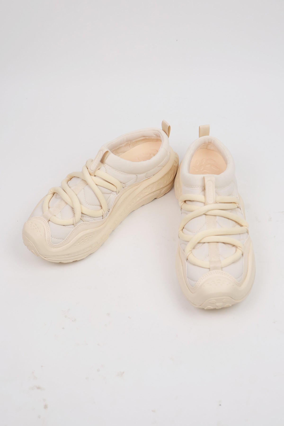 Hoka Ora Primo | Vanilla | Canoe Club