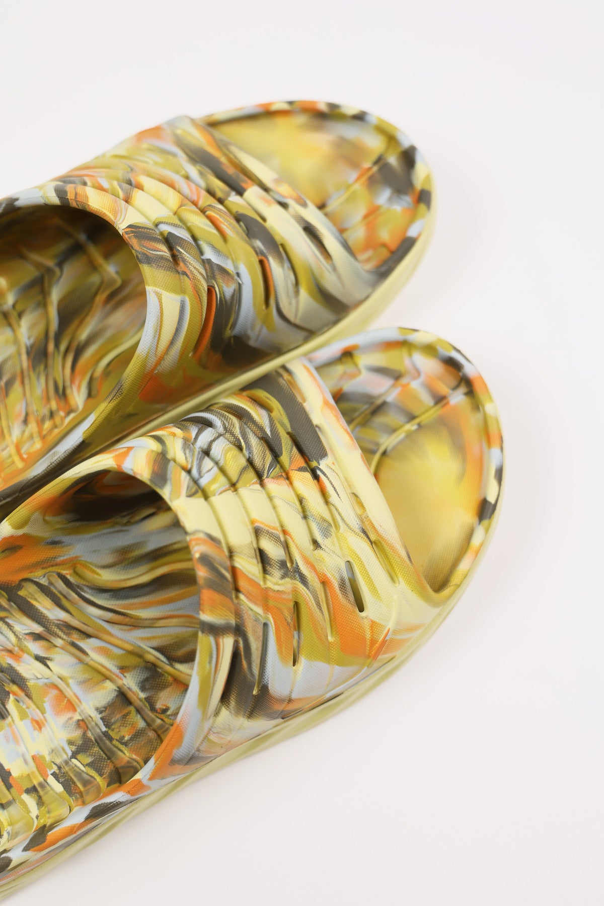HOKA - Ora Recovery Slide Swirl - Celery Root/Golden Lichen - Canoe Club