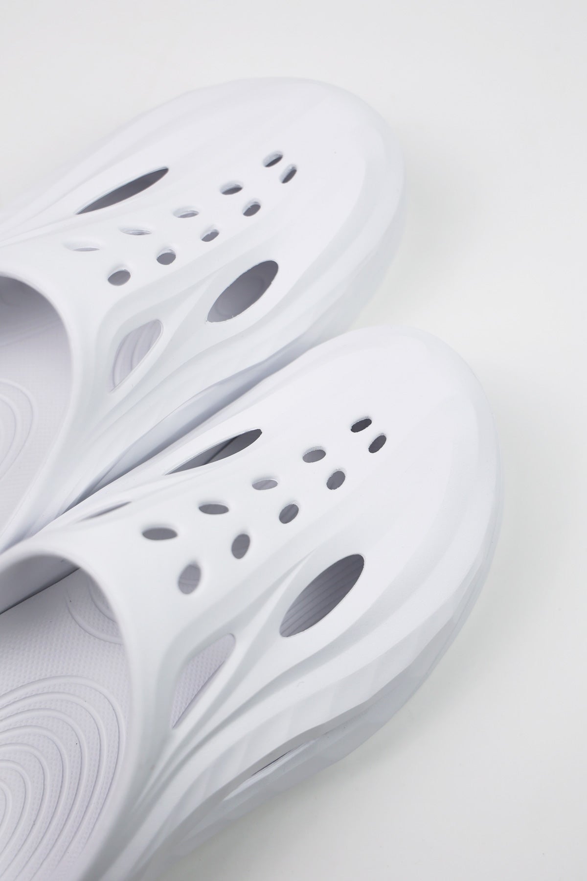 HOKA - Recovery Mule - White/White - Canoe Club