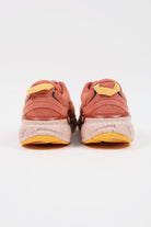 HOKA - U Clifton L Suede - Earthenware/Hot Sauce - Canoe Club