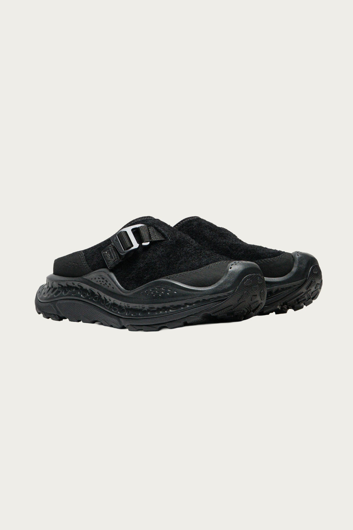 HOKA - U Ora Primo EXT - Black/Black - Canoe Club
