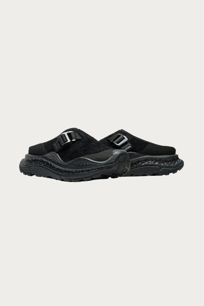 HOKA - U Ora Primo EXT - Black/Black - Canoe Club