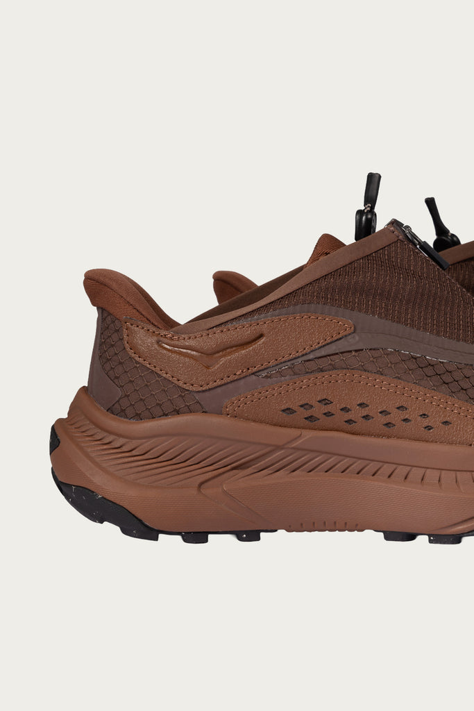 HOKA - U Project Transport - Mineral Brown/Walnut - Canoe Club