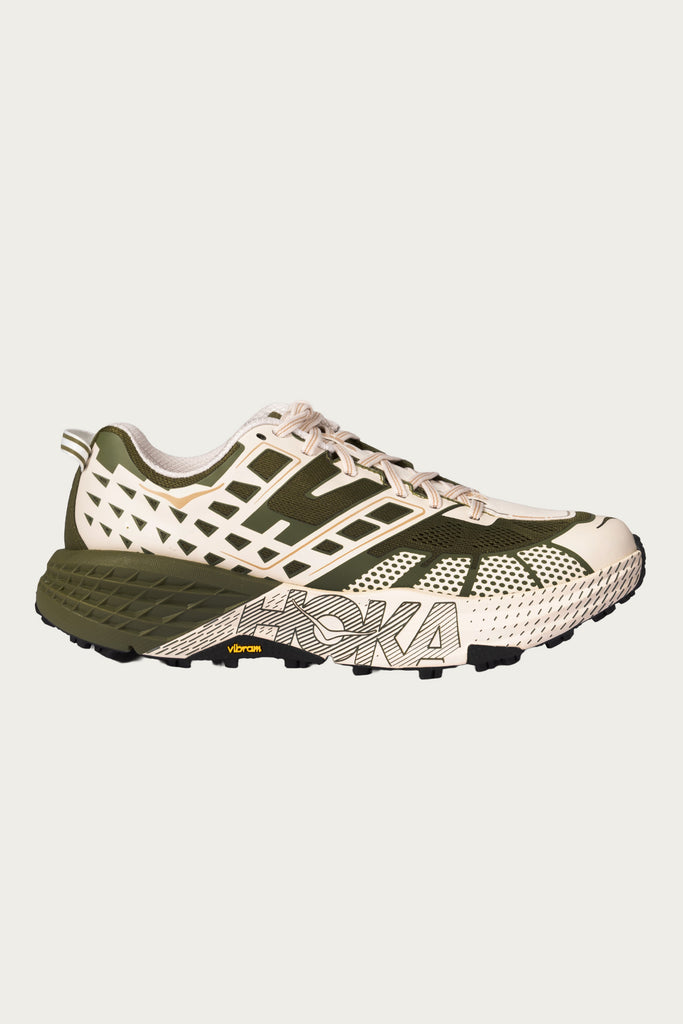 HOKA - U Speedgoat 2 - Moss Green/Rose Cream - Canoe Club
