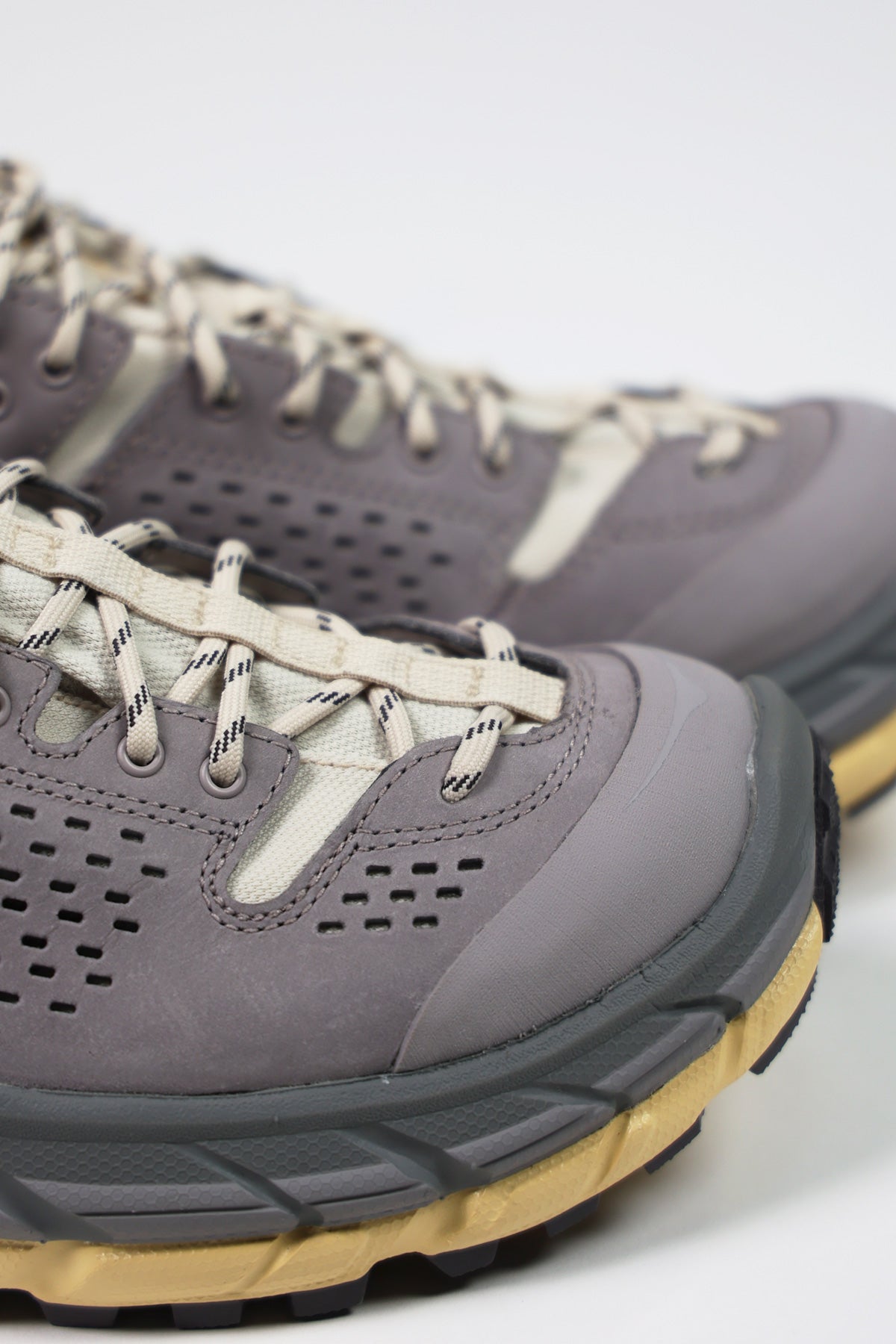 Hoka One One U Tor Ultra Lo | Oat Milk/Opal | Canoe Club