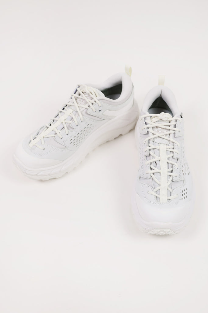 HOKA - U Tor Ultra Lo - White/White - Canoe Club