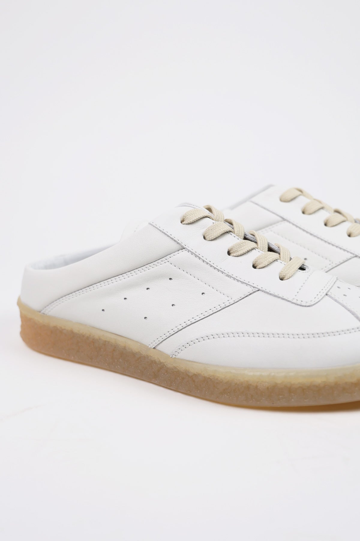 MM6 Maison Margiela - 6 Court Sneakers Mule - White - Canoe Club